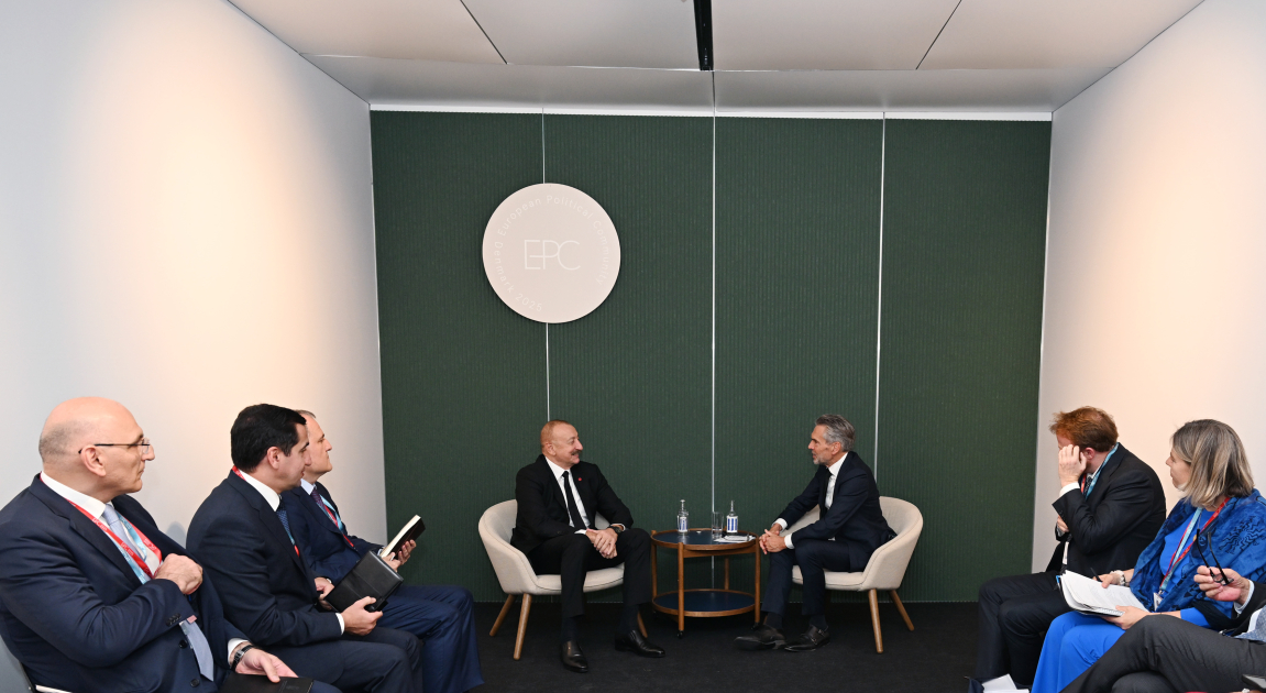 Prezident İlham Əliyev Kopenhagendə Niderlandın Baş naziri ilə görüşüb (FOTO) (YENİLƏNİB)