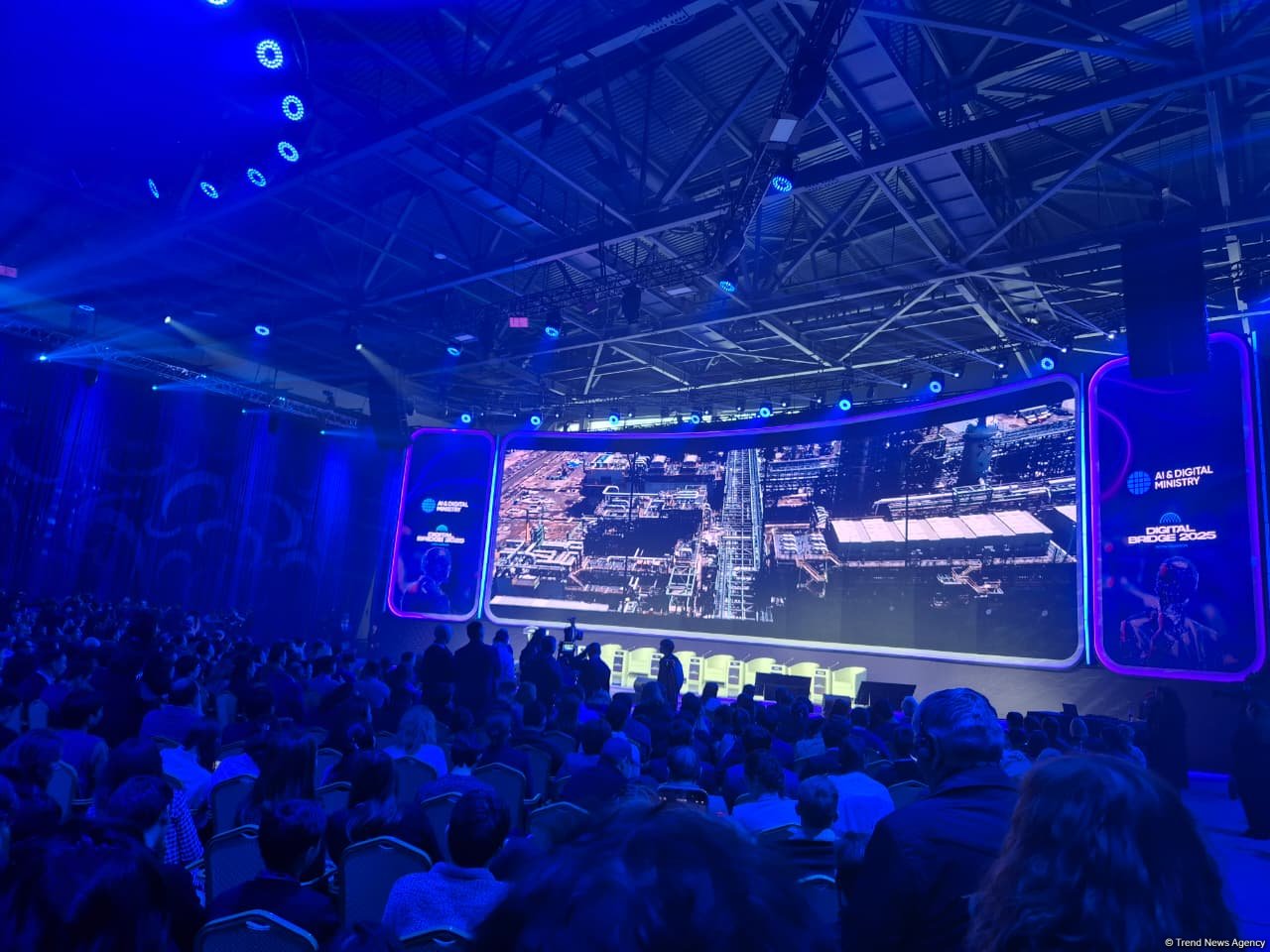 Astanada "Digital Bridge 2025" Forumu start götürüb (FOTO)