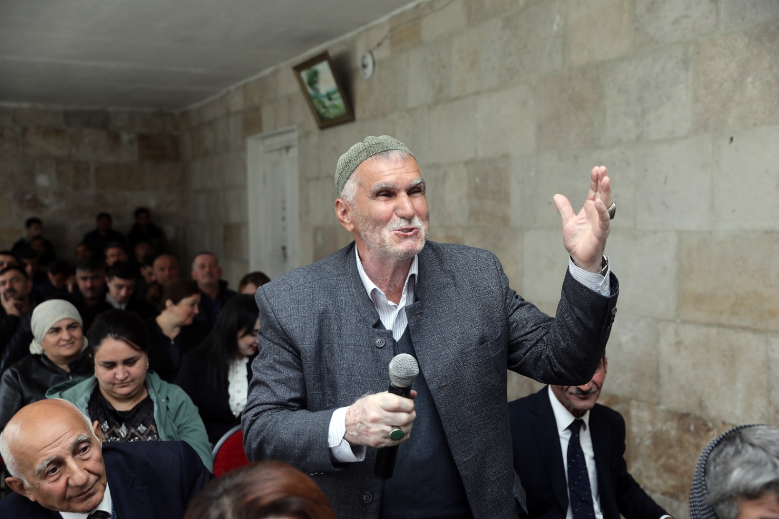Xaçmazda növbəti səyyar qəbul Qaradağ Buduq kəndində keçirilib (FOTO)