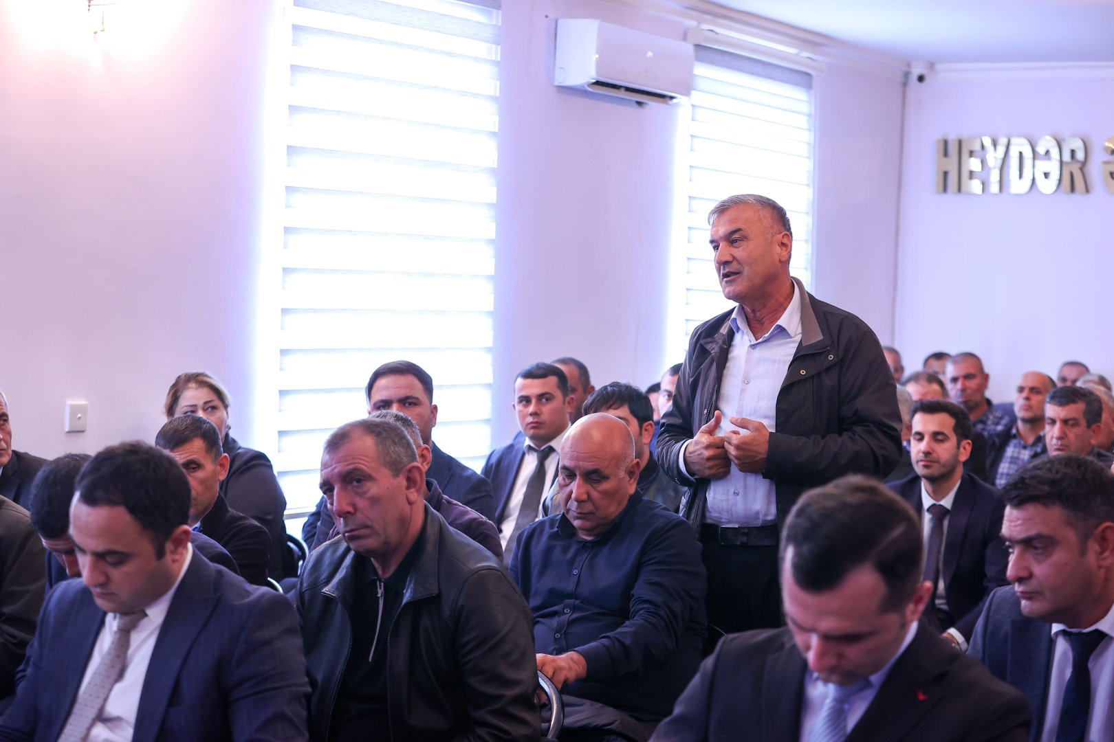 Hacıqabulda sahibkarlarla görüş keçirilib (FOTO)