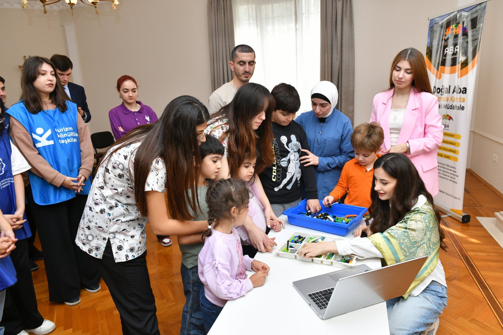 “İnklüzivlik ayı”na həsr olunan maarifləndirici tədbir keçirilib (FOTO)