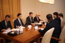 Maliyyə Nazirliyində Böyük Britaniya nümayəndə heyəti ilə görüş keçirilib