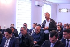 Hacıqabulda sahibkarlarla görüş keçirilib (FOTO)