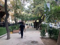 Paytaxtın bu ərazisində küçəyə yerləşdirilən qurğular yığışdırılıb (FOTO)