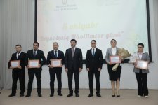 Xaçmazda 5 oktyabr – Beynəlxalq Müəllimlər Günü münasibətilə tədbir keçirilib (FOTO)