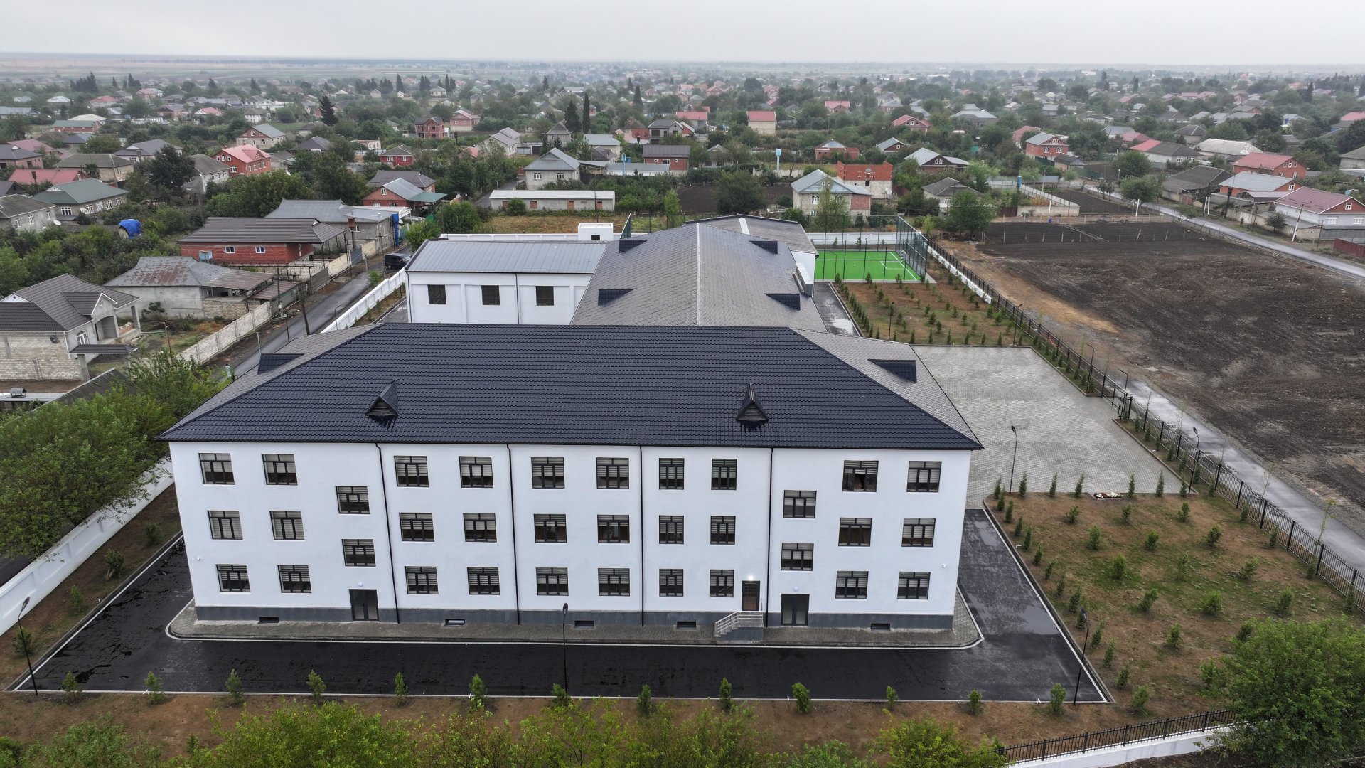 Cəlilabadda Heydər Əliyev Fondu tərəfindən inşa olunan məktəb binası istifadəyə verilib (FOTO)