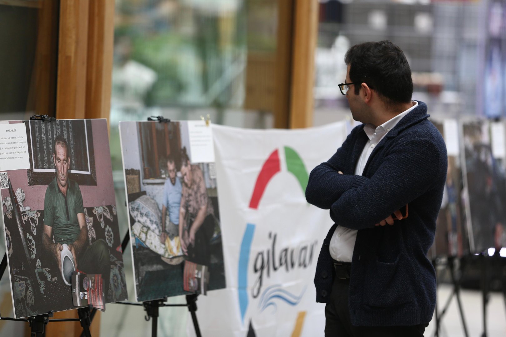 İlk dəfə Avropada QHT xətti ilə Azərbaycanın mina probleminə dair silsilə sərgilər keçirilir (FOTO)