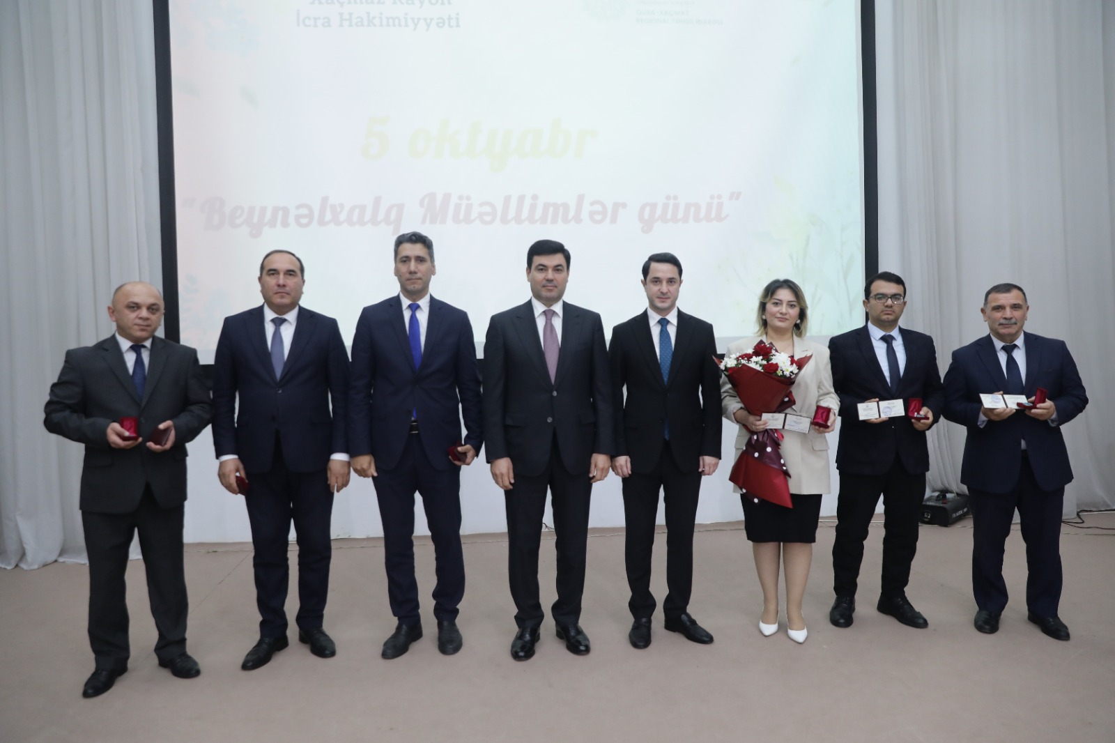 Xaçmazda 5 oktyabr – Beynəlxalq Müəllimlər Günü münasibətilə tədbir keçirilib (FOTO)