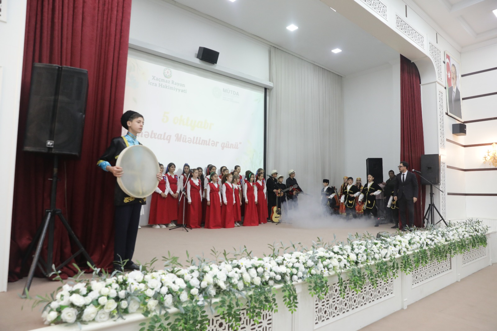 Xaçmazda 5 oktyabr – Beynəlxalq Müəllimlər Günü münasibətilə tədbir keçirilib (FOTO)