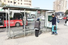 Bakıda növbəti təmizlik işləri aparılıb, yaşıllıqlara qulluq göstərilib (FOTO)