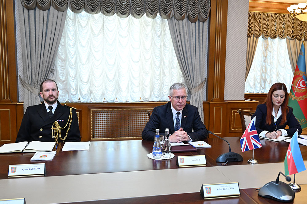 Zakir Həsənov Böyük Britaniyanın Azərbaycandakı səfiri ilə görüşüb (FOTO)
