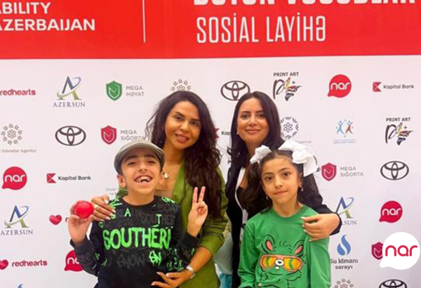 “Nar”ın dəstəyi ilə inklüzivliyi təşviq edən “Bütün Vücudlar Danışır” layihəsinin hesabat tədbiri baş tutdu (FOTO)