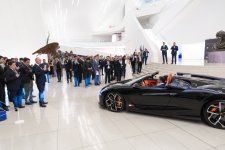 BUGATTI MISTRAL – Dünyanın ən sürətli roadsteri artıq Azərbaycanda (FOTO)