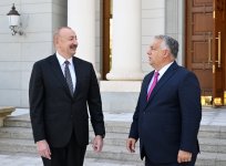 Azərbaycan Prezidenti İlham Əliyev Qəbələdə Macarıstanın Baş naziri ilə görüşüb (FOTO)