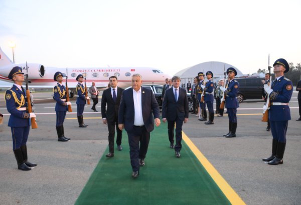 Macarıstanın Baş naziri Viktor Orbanın Azərbaycana səfəri başa çatıb