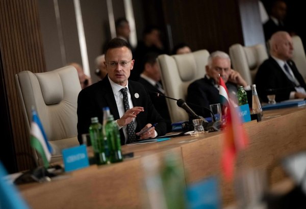 Macarıstan və Sloveniya İtaliyadan qazın daşınması üçün yeni boru kəməri tikəcək