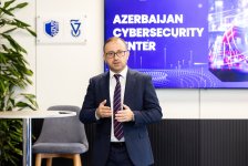 RİNN və AZCON-un tabeli qurumlarının məsul şəxsləri AKM tələbələri ilə görüşüb (FOTO)