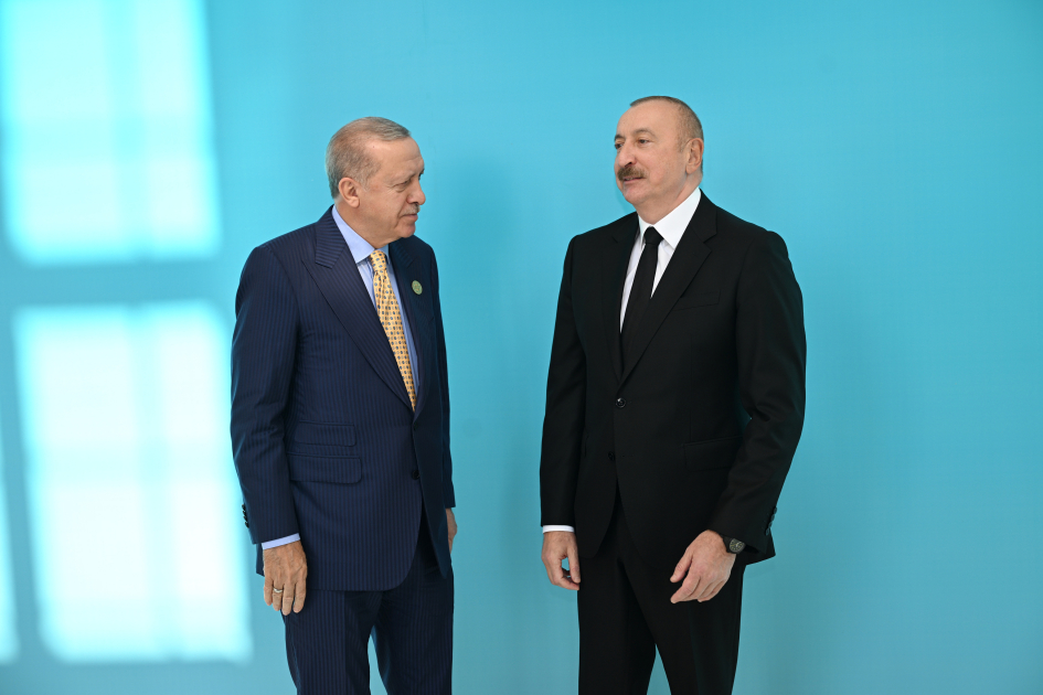 Prezident İlham Əliyev Qəbələdə TDT-nin Dövlət Başçıları Şurasının 12-ci Zirvə Görüşündə iştirak edən dövlət və hökumət başçılarını qarşılayıb (FOTO)