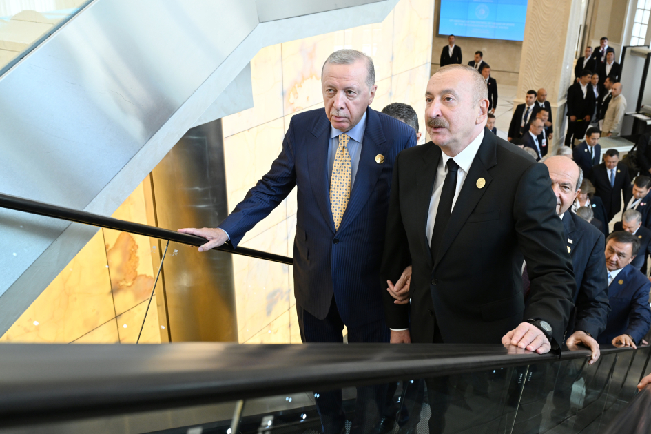 Prezident İlham Əliyev Qəbələdə TDT-nin Dövlət Başçıları Şurasının 12-ci Zirvə Görüşündə iştirak edən dövlət və hökumət başçılarını qarşılayıb (FOTO)