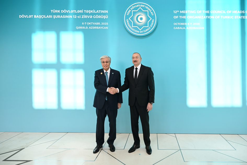 Prezident İlham Əliyev Qəbələdə TDT-nin Dövlət Başçıları Şurasının 12-ci Zirvə Görüşündə iştirak edən dövlət və hökumət başçılarını qarşılayıb (FOTO)