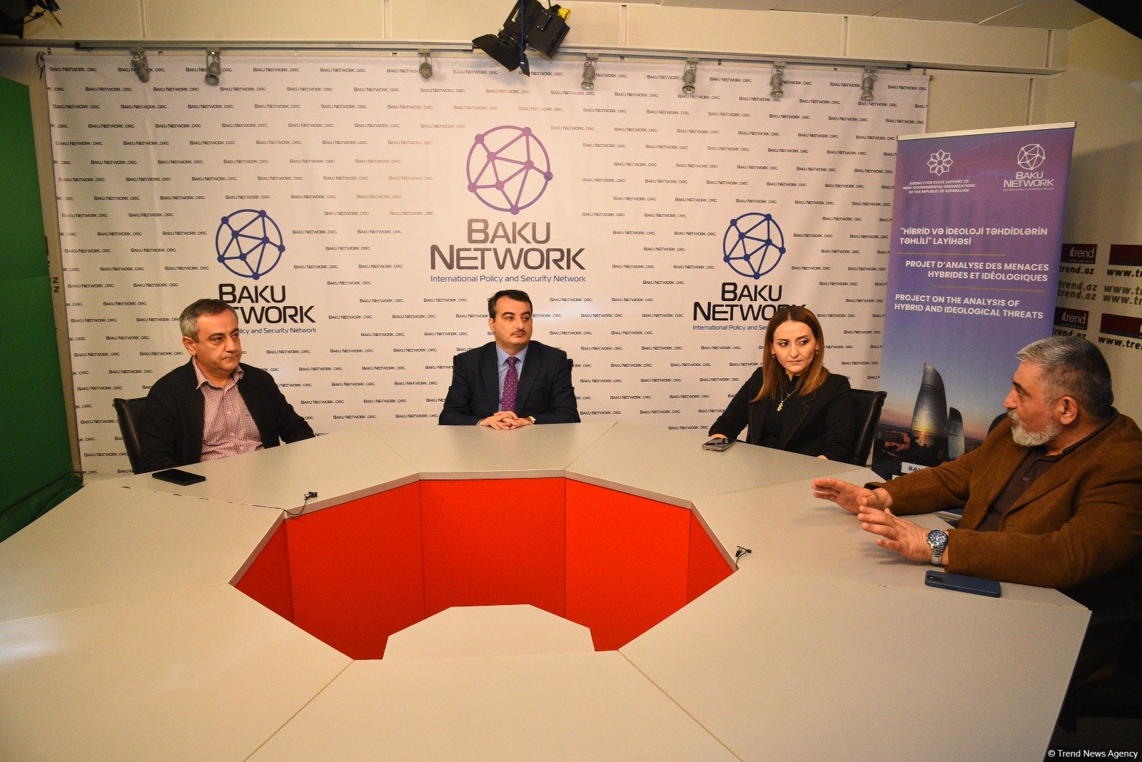 “Baku Network” analitik mərkəzində “Hibrid və ideoloji təhdidlərin təhlili” layihəsi çərçivəsində daha bir tədbir keçirilib (FOTO) (VİDEO)