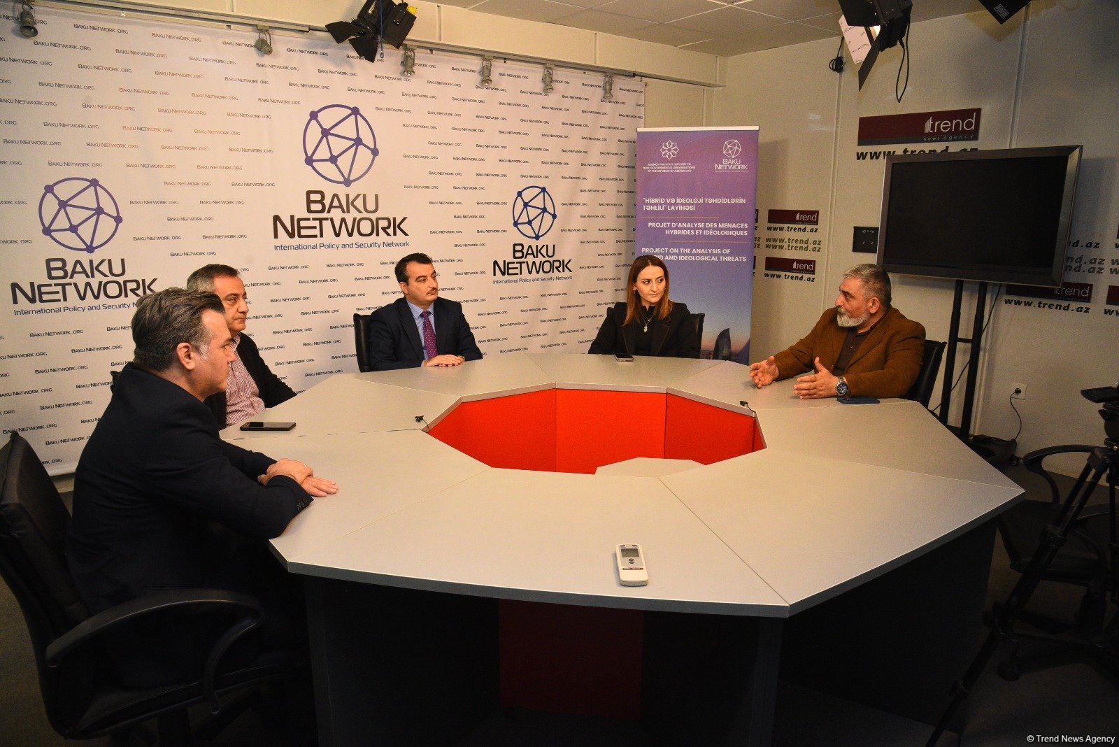 “Baku Network” analitik mərkəzində “Hibrid və ideoloji təhdidlərin təhlili” layihəsi çərçivəsində daha bir tədbir keçirilib (FOTO) (VİDEO)
