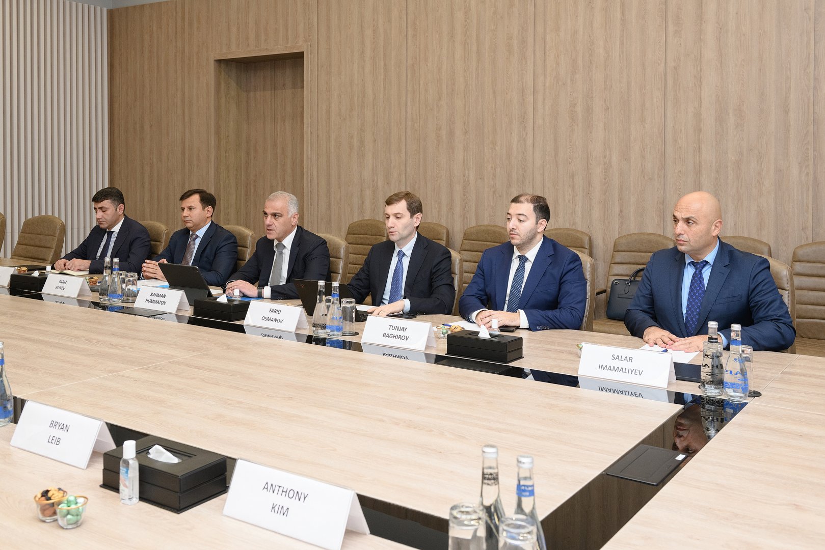 RİNN-də “Caspian Policy Center”in nümayəndələri ilə görüş keçirilib (FOTO)