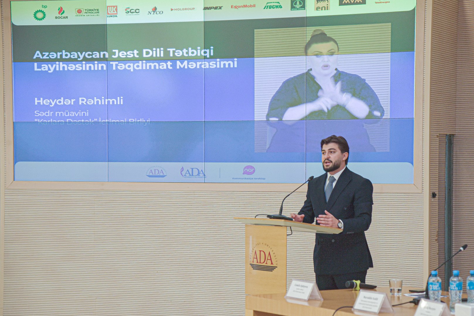 ADA Universitetində Azərbaycan Jest Dili Tətbiqi – Yeni Mobil Tətbiq Təqdim Olundu (FOTO) (YENİLƏNİB)