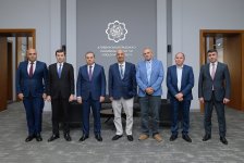 RİNN-də ABŞ-nin Oreync vilayətinin “Lincoln” klubunun beynəlxalq əməkdaşlıq üzrə nümayəndəsi ilə görüş keçirilib (FOTO)