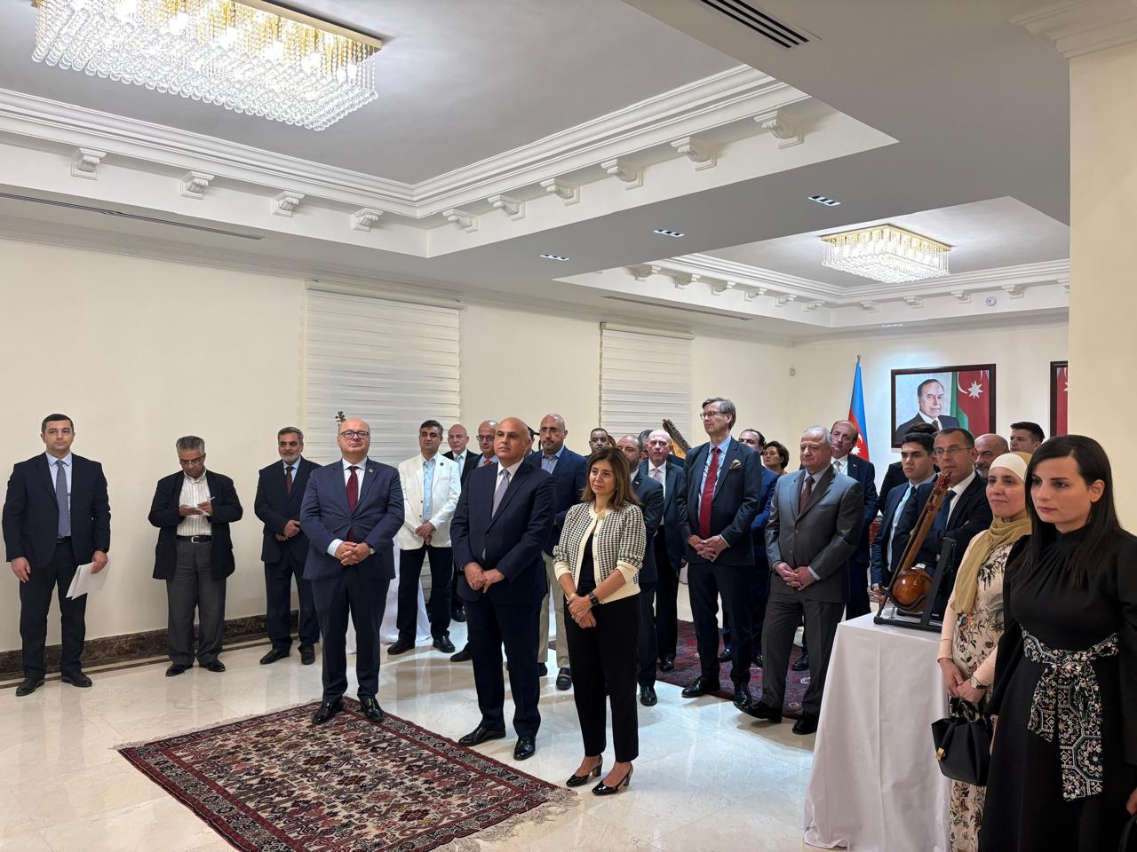 Əmmanda “Əsrlərin sədası: Azərbaycan musiqi alətləri” adlı sərginin açılışı keçirilib (FOTO)