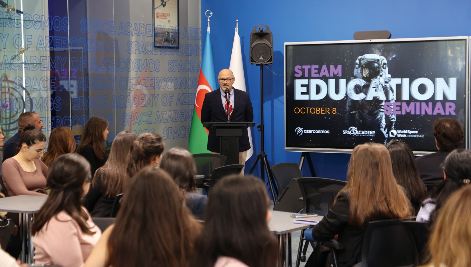 Ümumdünya Kosmos Həftəsi çərçivəsində təlimlərə start verilib (FOTO)