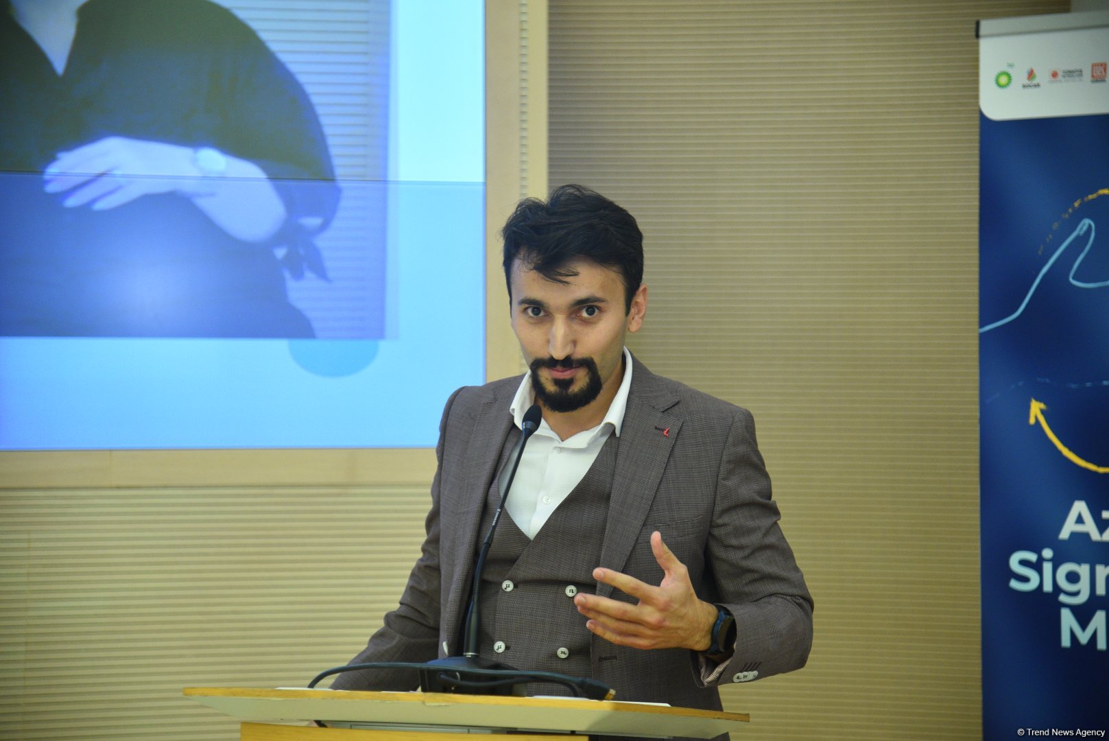 ADA Universitetində “Azərbaycan Jest Dili Tətbiqi” layihəsinin təqdimatı keçirilir (FOTO)
