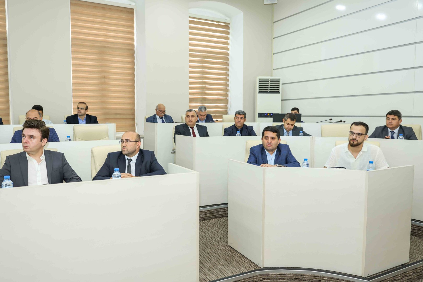 UNEC-in universitetdaxili III qrant müsabiqəsində 6 layihə qalib olub (FOTO)