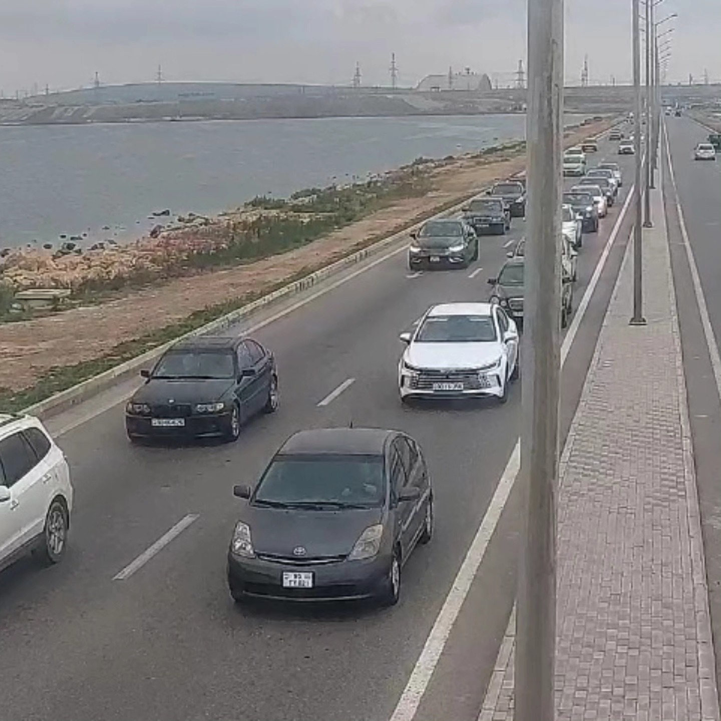 Sürücülərin NƏZƏRİNƏ: Bakıda bu yollarda sıxlıq var - SİYAHI (FOTO)