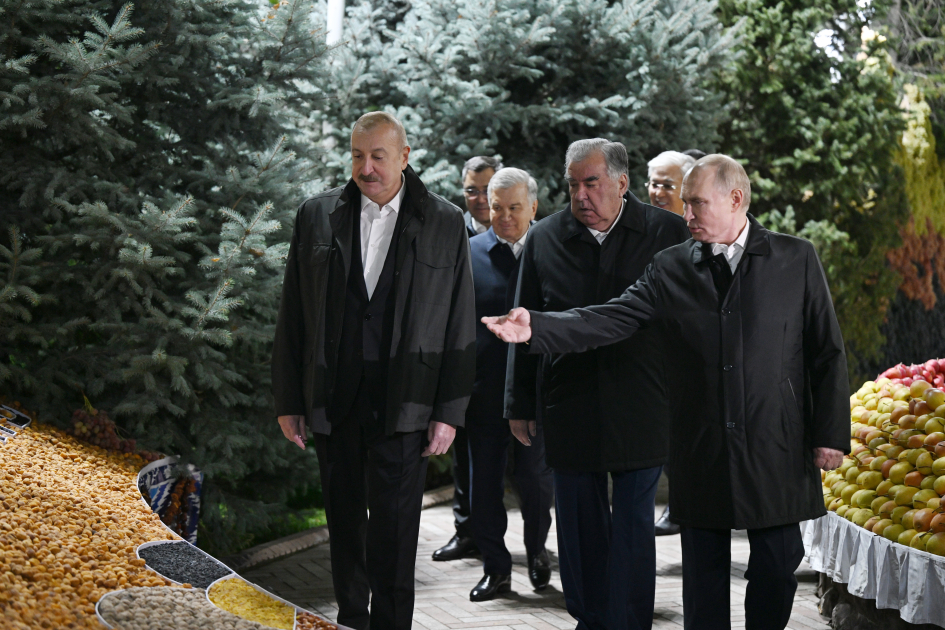 Prezident İlham Əliyev Düşənbədə MDB dövlət başçılarının qeyri-rəsmi şam yeməyində iştirak edib (FOTO/VİDEO) (YENİLƏNİB)