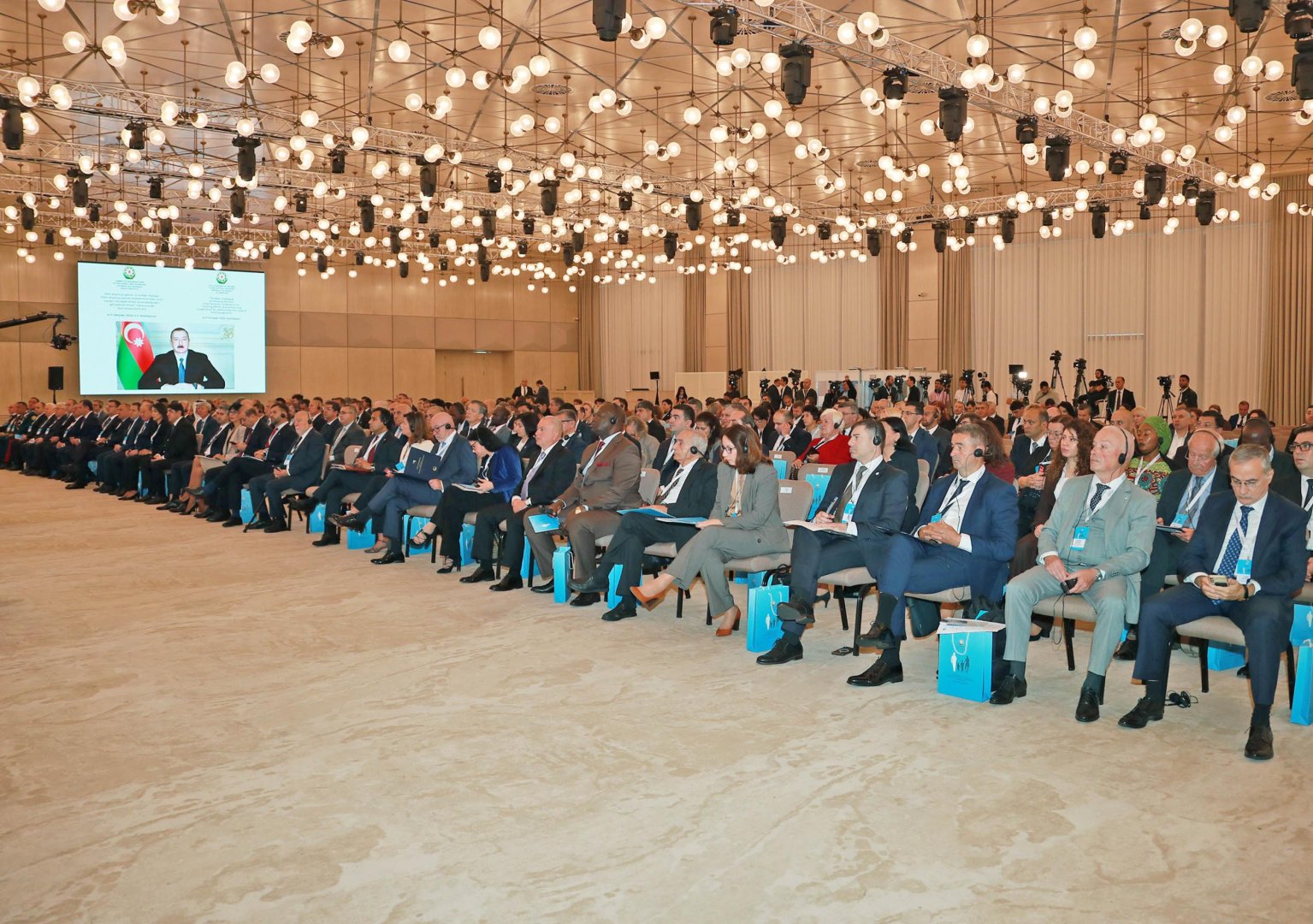 Bakıda itkin düşmüş şəxslərlə bağlı beynəlxalq konfrans təşkil olunub (FOTO) (YENİLƏNİB)