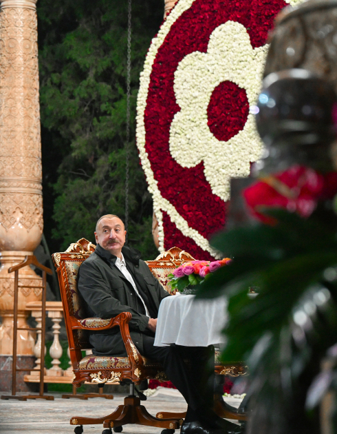 Prezident İlham Əliyev Düşənbədə MDB dövlət başçılarının qeyri-rəsmi şam yeməyində iştirak edib (FOTO/VİDEO) (YENİLƏNİB)