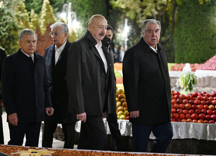 Prezident İlham Əliyev Düşənbədə MDB dövlət başçılarının qeyri-rəsmi şam yeməyində iştirak edib (FOTO/VİDEO) (YENİLƏNİB)