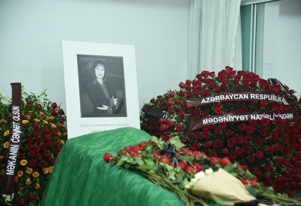 Xalq artisti Əminə Yusifqızı dəfn olunub (FOTO) (YENİLƏNİB)