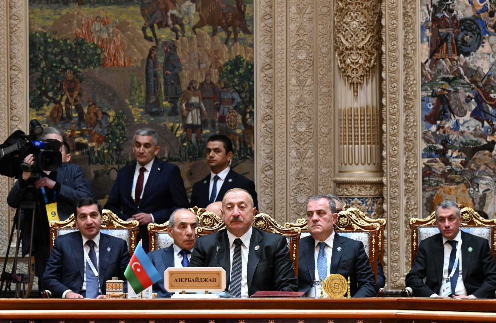 Prezident İlham Əliyev Düşənbədə MDB Dövlət Başçıları Şurasının geniş tərkibdə iclasında iştirak edib (FOTO/VİDEO) (YENİLƏNİB)