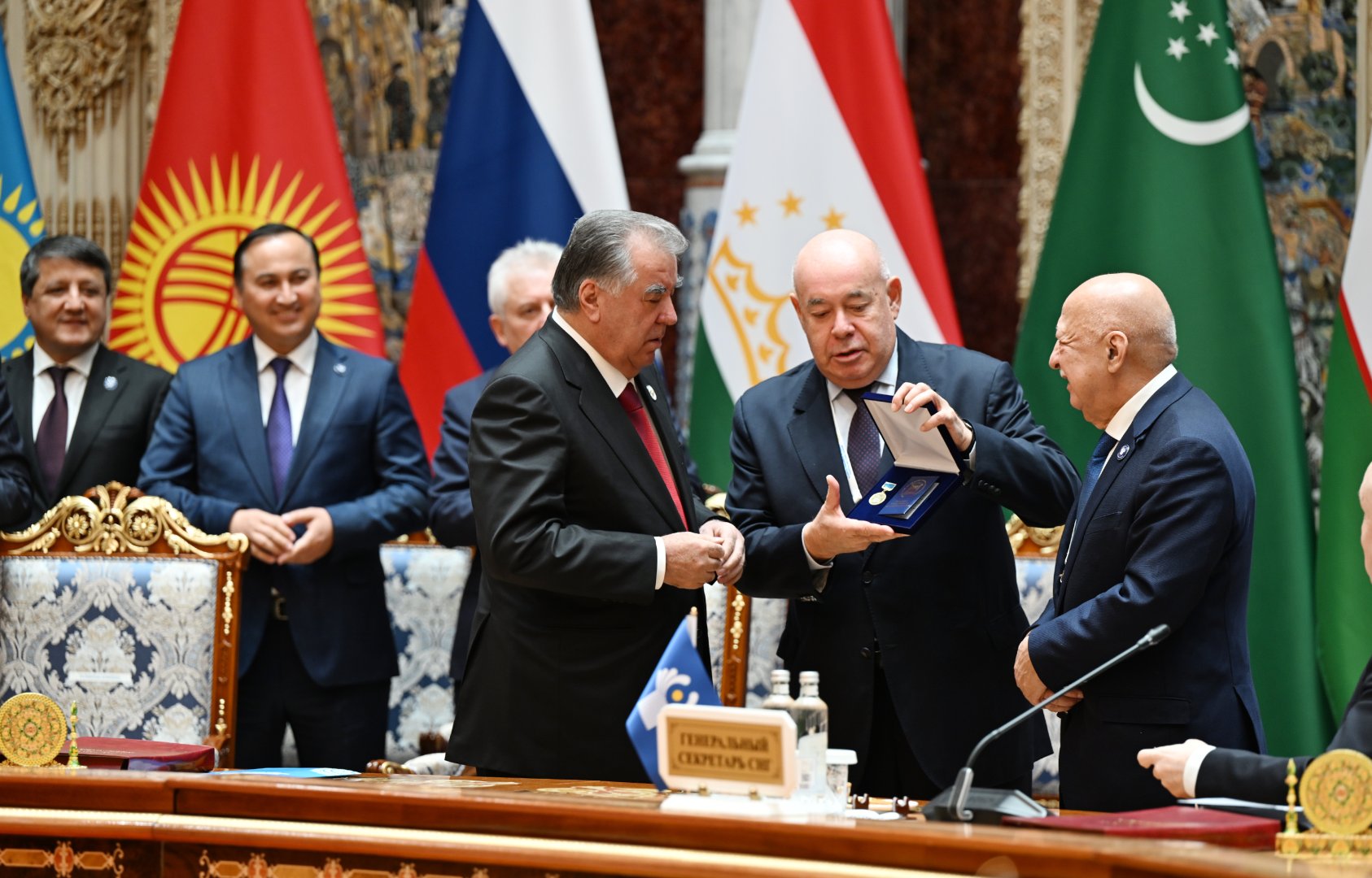 Prezident İlham Əliyev Düşənbədə MDB Dövlət Başçıları Şurasının geniş tərkibdə iclasında iştirak edib (FOTO/VİDEO) (YENİLƏNİB)