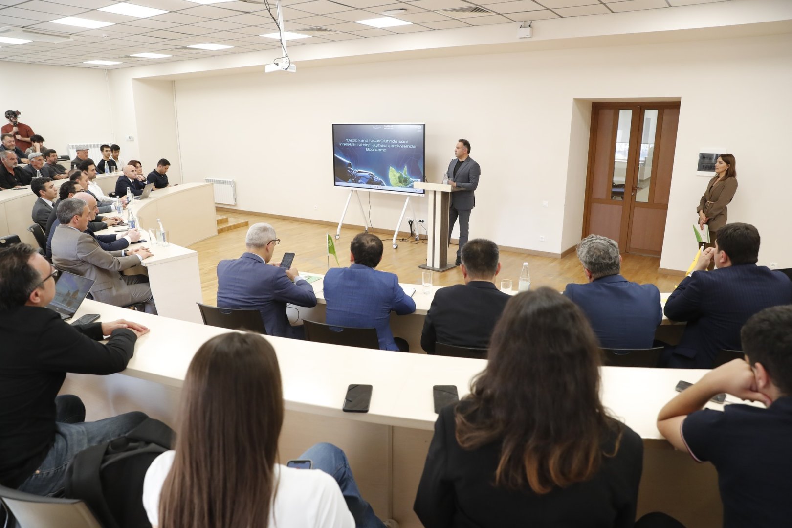 Xankəndidə aqrar sahədə süni intellektin tətbiqinə dair “Bootcamp” keçirilib (FOTO)