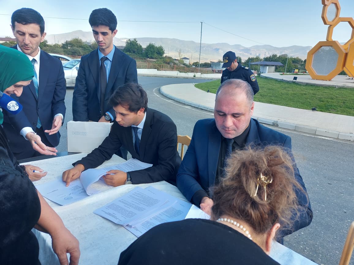 Ballıca və Təzəbinə sakinlərinə evlərin açarları təqdim edilib (FOTO) (YENİLƏNİB)