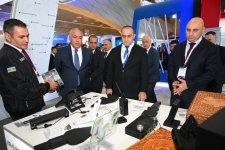 CIDC-2025 tədbirinin rəsmiləri kibertəhlükəsizlik sərgisi ilə tanış olublar (FOTO)