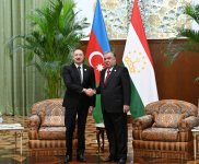 Düşənbədə Prezident İlham Əliyevin Emoməli Rəhmon ilə təkbətək görüşü olub (FOTO/VİDEO) (YENİLƏNİB)