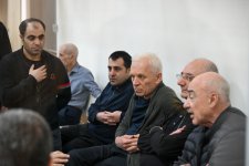 Ermənistan silahlı qüvvələrinin azərbaycanlı əsirlərə işgəncə verməsi ilə bağlı sübutlar məhkəmədə nümayiş etdirilib (FOTO)