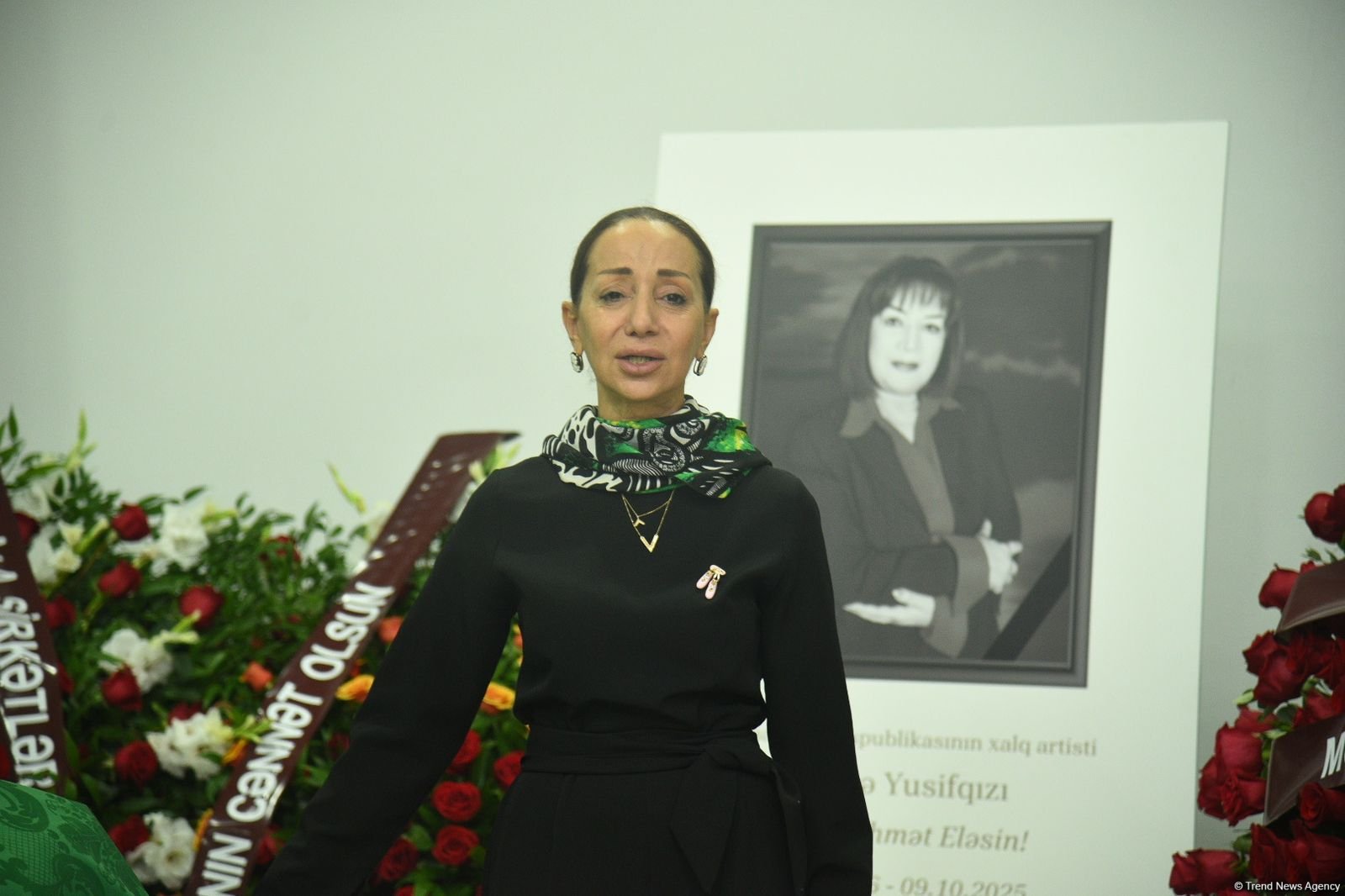 Xalq artisti Əminə Yusifqızı dəfn olunub (FOTO) (YENİLƏNİB)