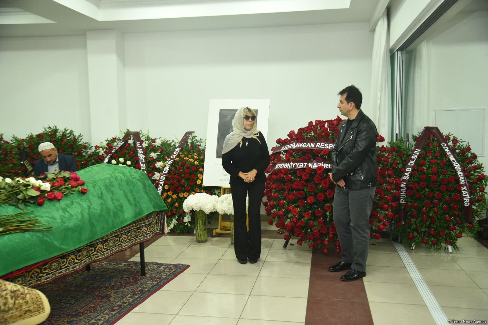 Xalq artisti Əminə Yusifqızı dəfn olunub (FOTO) (YENİLƏNİB)