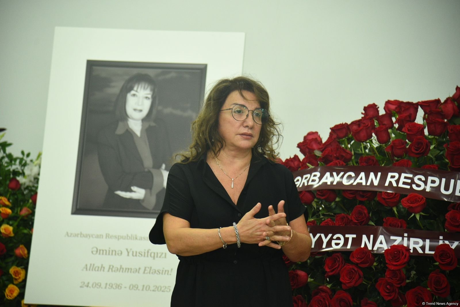 Xalq artisti Əminə Yusifqızı dəfn olunub (FOTO) (YENİLƏNİB)