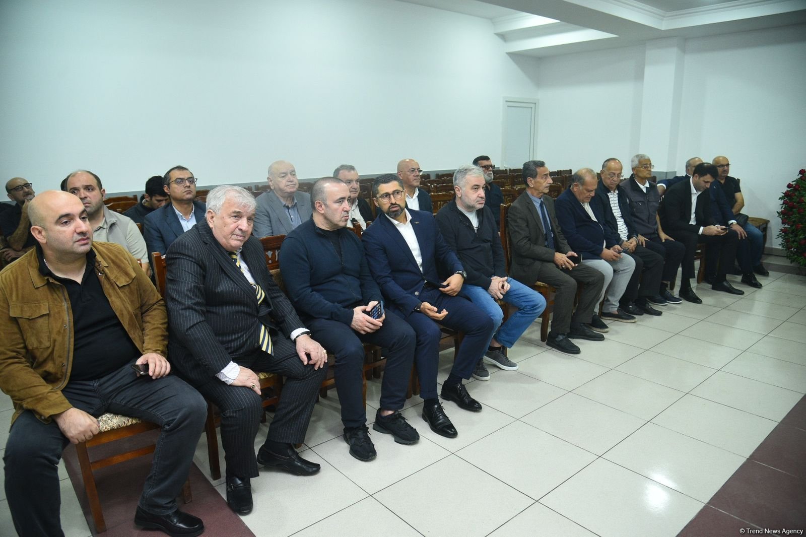 Xalq artisti Əminə Yusifqızı dəfn olunub (FOTO) (YENİLƏNİB)